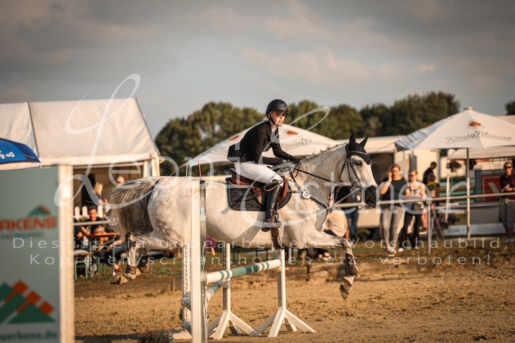 08.FrSpE00227 | Leoni Ertmer Photography - Realisiert mit Pictrs.com