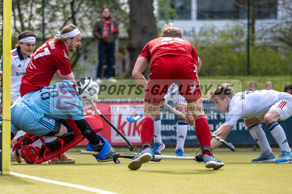 SFE_20260321_0064 | Köln, Deutschland, 21.03.26: Feldhockey 1. Bundesliga Herren zwischen Rot-Weiss Köln - Mannheimer HC im REWE Sportpark am 21.03.2026 in Köln, Deutschland. (Foto von Stephan Fehrmann)Köln, Germany, 21.03.26: Feldhockey 1. Bundesliga Herren between Rot-Weiss Köln - Mannheimer HC in REWE Sportpark at 21.03.2026 in Köln, Deutschland. (Foto from Stephan Fehrmann)