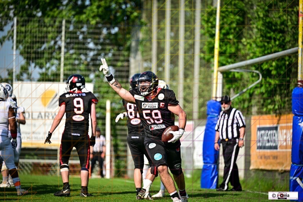 FD-Saints vs. Wetzlar Wölfe (161 von 205) | professionelle Sport- und Eventfotografie von Tomafocus – dynamische Bilder, emotionale Momente und hochwertige Aufnahmen für jeden Anlass. - Realisiert mit Pictrs.com