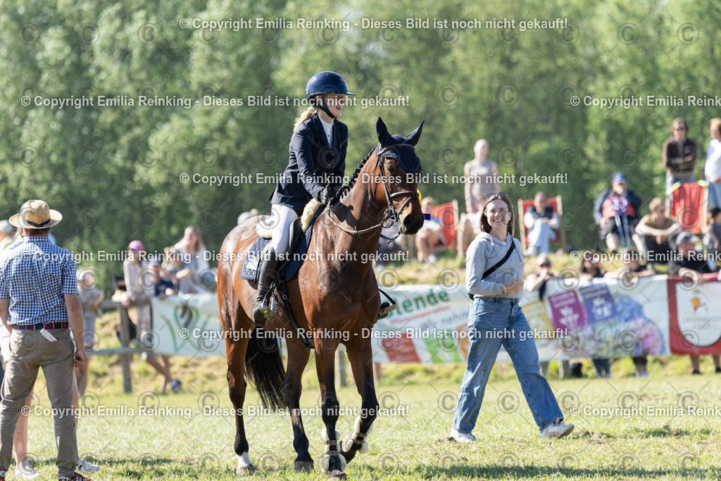 CL5A1098 | Emilia Reinking Fotografie - Realisiert mit Pictrs.com