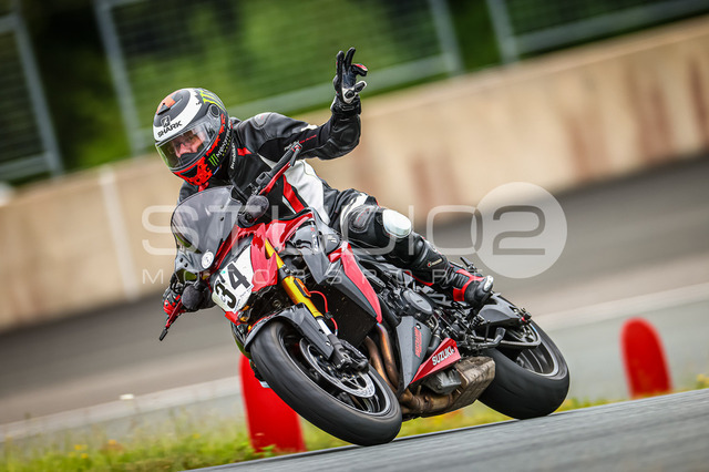 0034-260605BB-011_34 | Deine Full-Service-Agentur für ✔️Videoproduktionen und ✔️Motorsportfotografie Jetzt Angebot anfragen!