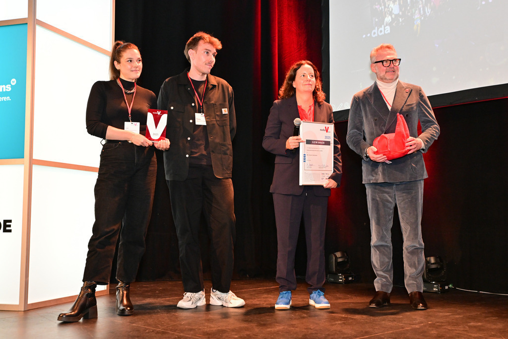 0323Media_V_Award_2025_Foto_Stefan_Wernz | Fotograf Köln - Realisiert mit Pictrs.com