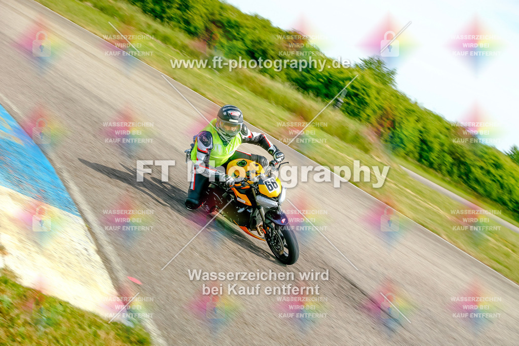 _MOT1234 | Hier findet Ihr Bilder von Touristenfahrten auf der Nürburgring Nordschleife oder von anderen Veranstaltungen die ich besucht habe. Viel Spass beim Durch Schauen 