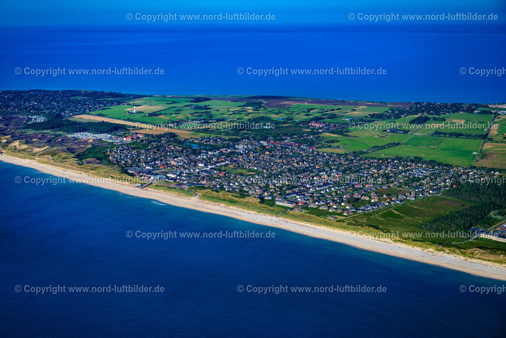 Sylt_Wenningstedt_ELS_1240130825 | WENNINGSTEDT-BRADERUP (SYLT) 13.06.2025 Quell- Wolken- Schicht über dem Küstenbereich der Nordsee - Insel in Wenningstedt (Sylt) im Bundesland Schleswig-Holstein. // Coastal area of the North Sea - Island in Wenningstedt (Sylt) in the state Schleswig-Holstein. Foto: Martin Elsen