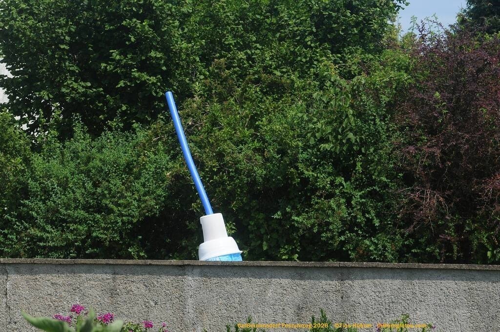 Geißmannsdorf-2026-Festumzug-180 | Festumzug in Geißmannsdorf bei Bischofswerda im Juni 2026. Fotografische Eindrücke und Momentaufnahmen vom Festumzug anläßlich des 800-jährigen Bestehens von Geißmannsdorf - mit Teilnehmern und Gästen, Strohpuppen und geschmückten Vorgärten und Grundstücken - Realisiert mit Pictrs.com