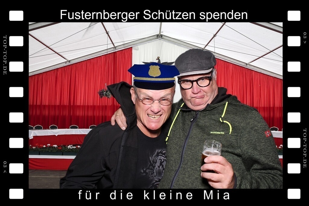 top-top.de 240928-020 | Foto, Video, Fotografie, Videografie, Fotobox, DJ, Discjockey, Musik, Musikbox, Veranstaltung, Photobooth, Amazon, Ebay, Buchtipp, Bestseller, Autor, Verlag, Buch, Wesel, Hamminkeln, NRW, Dinslaken, Rees, Drohne, Hochzeit, Party, Fotobox, Wesel, Fotograf