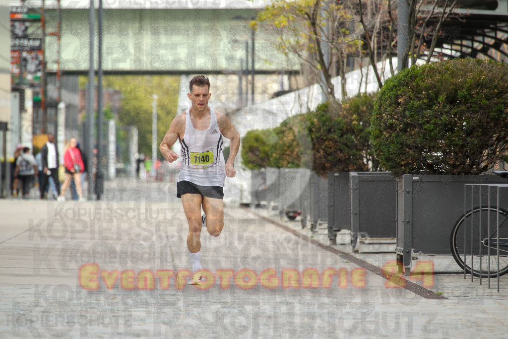250920_1315_EV4_5165 | Sportfotografie im Rhein-Sieg Kreis, Köln, Bonn, NRW, Rheinland Pfalz, Hessen, etc. Unser Tätigkeitsfeld umfasst den Laufsport vom Volkslauf über den Marathon, Duathlon, Triathon bis zum Ultralauf wie Kölnpfad Ultra oder Schindertrail.