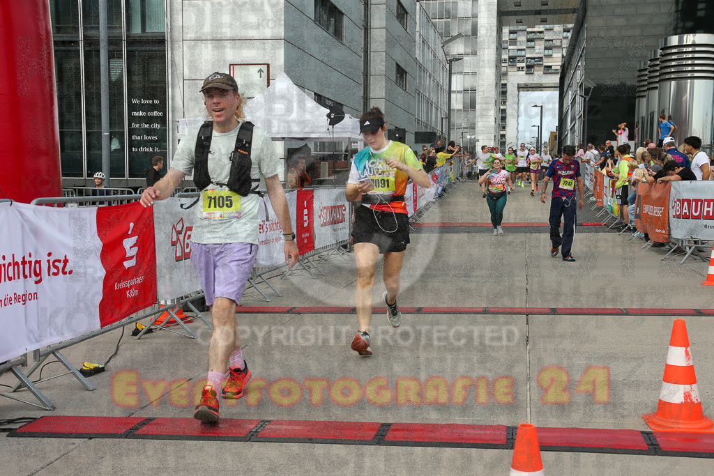 250920_1332_EX1_5380 | Sportfotografie im Rhein-Sieg Kreis, Köln, Bonn, NRW, Rheinland Pfalz, Hessen, etc. Unser Tätigkeitsfeld umfasst den Laufsport vom Volkslauf über den Marathon, Duathlon, Triathon bis zum Ultralauf wie Kölnpfad Ultra oder Schindertrail.