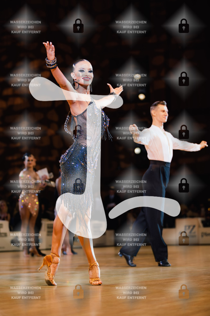 Goldstadtpokal 2025 - WDSF World Open Latin 4th (39) Konstantin Gorodilov _ Polina Figurenko (Estonia)-2025-01-25-2559 | Webshop for digital downloads and prints of dance sport, event & show photographer Julian Link - Realisiert mit Pictrs.com