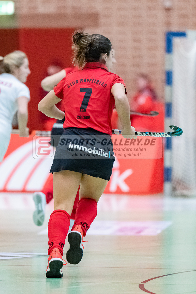 HK_20231216_107265 | 1. Bundesliga Damen Crefelder HTC - Club Raffelberg am 16.12.2023 Sporthalle Glockenspitz, Krefeld , Lucia Cocard ( Club Raffleberg #7 )