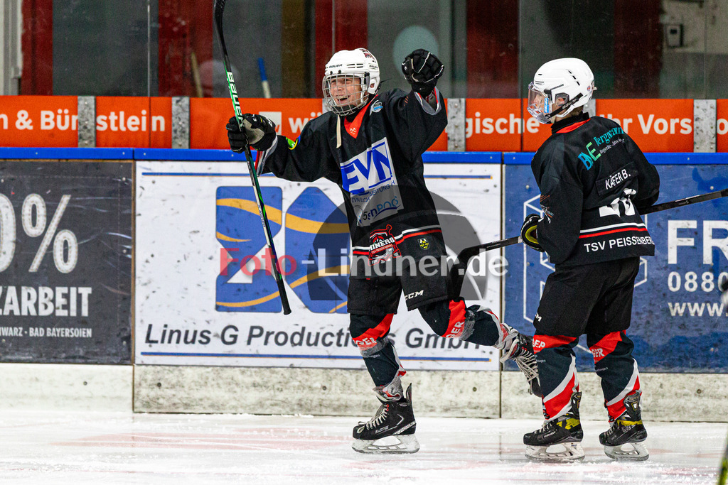 TSV Peißenberg Miners vs HC Landsberg | Eishockey Landesliga U15 2023/2024, TSV Peißenberg Miners vs HC Landsberg, 20240113,
,
2024-01-13 in Peißenberg (Eisstadion)

Copyright: WolfgangxLindner