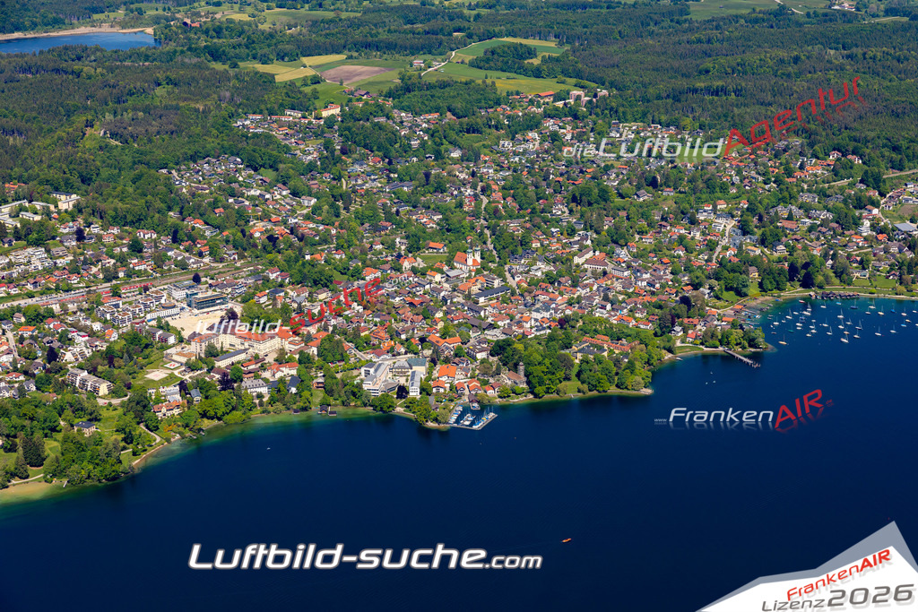 Aktuelles Luftbild von  Tutzing - Die Luftaufnahme wurde 2021 mittels UL-Flugzeug erstellt ( keine Drohne ) - hochauflösende Kamera-Systeme von  Canon -Beste Qualität - Für grossformatige Ausdrucke geeignet. Die Geschenkidee !
