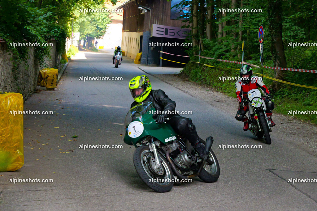 P1015502 | Erleben Sie atemberaubende, hochqualitative Fotos Ihrer Fahrt entlang der malerischen Alpenstraßen. Besuchen Sie alpineshots.com, um professionelle Aufnahmen Ihrer unvergesslichen Reise zu finden und zu kaufen - Realisiert mit Pictrs.com