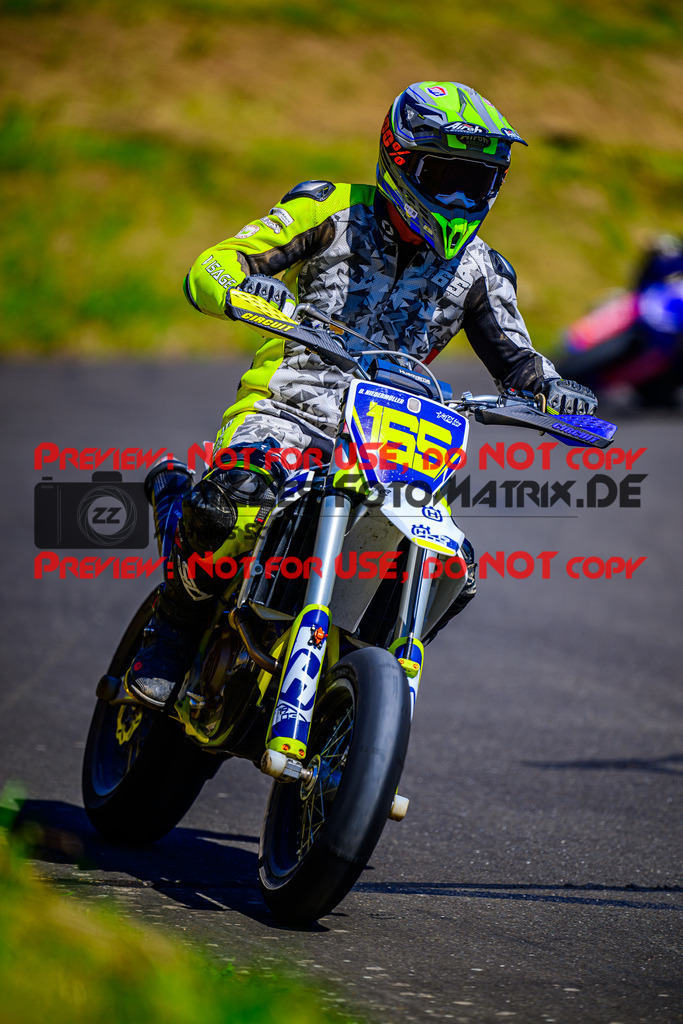 MaZZes_FotoMatrix_240816_6007705_9360 | UE40