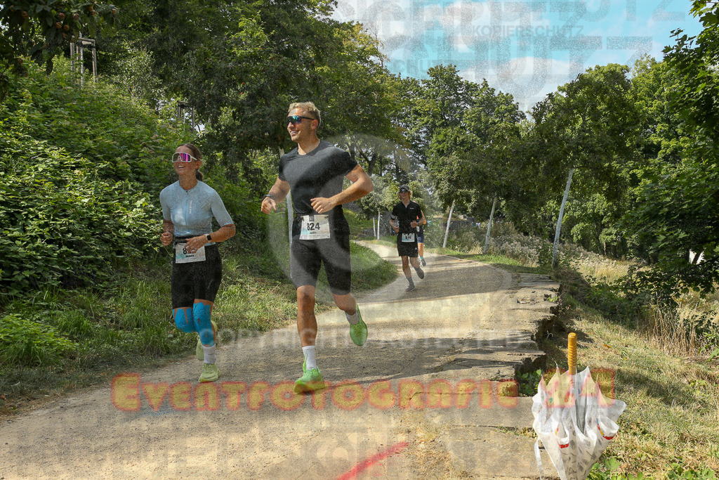 250824_1507_EX1_8536 | Sportfotografie im Rhein-Sieg Kreis, Köln, Bonn, NRW, Rheinland Pfalz, Hessen, etc. Unser Tätigkeitsfeld umfasst den Laufsport vom Volkslauf über den Marathon, Duathlon, Triathon bis zum Ultralauf wie Kölnpfad Ultra oder Schindertrail.