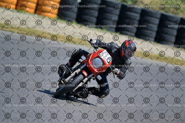 26bc03-1585 | markuskiefer.com - Realisiert mit Pictrs.com