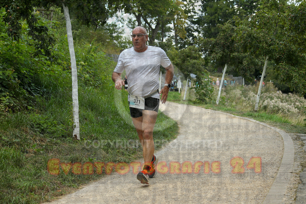 250824_1404_EX1_4860 | Sportfotografie im Rhein-Sieg Kreis, Köln, Bonn, NRW, Rheinland Pfalz, Hessen, etc. Unser Tätigkeitsfeld umfasst den Laufsport vom Volkslauf über den Marathon, Duathlon, Triathon bis zum Ultralauf wie Kölnpfad Ultra oder Schindertrail.