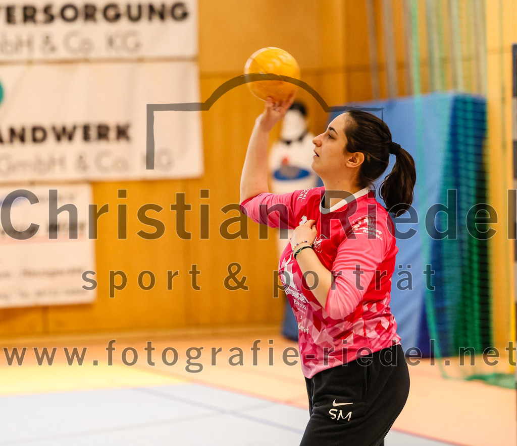 2024-03-09_060_SpVgg_Altenerding_gegen_Eintracht_Dachau-Karlsfeld | Erding, Deutschland, 09.03.2024:
Handball, Bezirksoberliga Frauen Altbayern 2023 / 2024, 17. Spieltag, SpVgg Altenerding gegen Eintracht Dachau-Karlsfeld, Endergebnis: 26:25

Simona Maiolo (TSV Eintracht Karlsfeld, #12)

Foto: Christian Riedel / fotografie-riedel.net