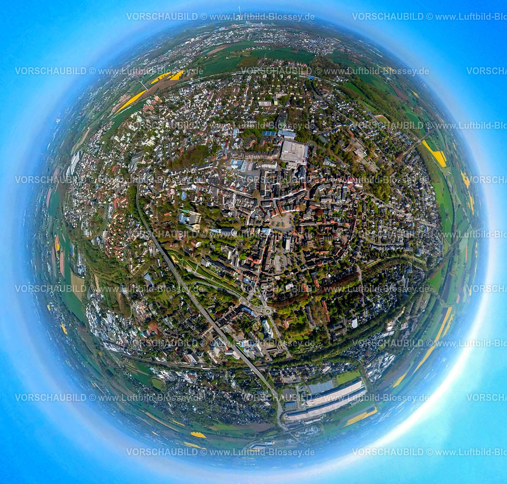 Kamen230520020MarktMitte | Luftbild, Kamen-Mitte, Marktplatz, City mit Kamen Quadrat Einkaufszentrum,  Erdkugel, Fisheye Aufnahme, Fischaugen Aufnahme, 360 Grad Aufnahme, , Kamen, Ruhrgebiet, Nordrhein-Westfalen, Deutschland