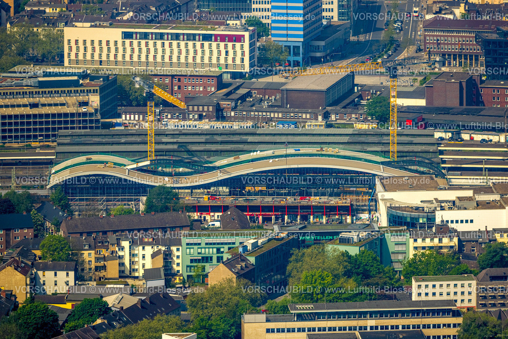 Duisburg240500612 | Luftbild, Hauptbahnhof Hbf Deutsche Bahn AG, Großbaustelle Hauptbahnhof Gleishalle und Vorplatz Ost, Stadtmitte City Ansicht, Neudorf-Nord, Duisburg, Ruhrgebiet, Nordrhein-Westfalen, Deutschland