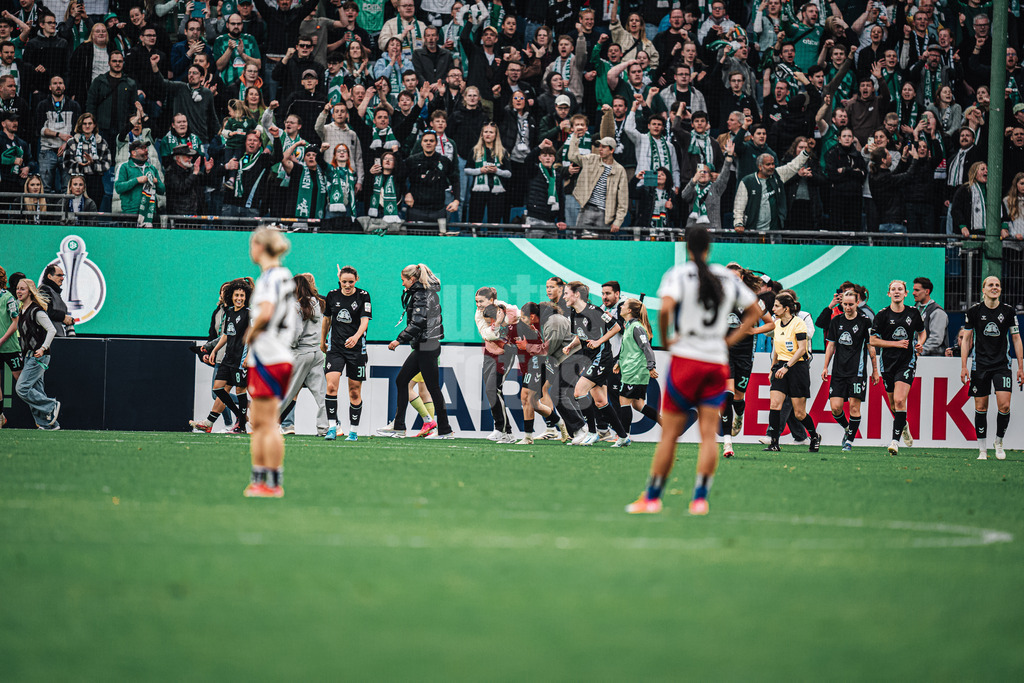 Fußball | Frauen | Saison 2024/2025  | DFB-Pokal der Frauen | Halbfinale | Hamburger SV vs. Werder Bremen | 23.03.2025 | Torjubel von Bremen nach dem 3:1