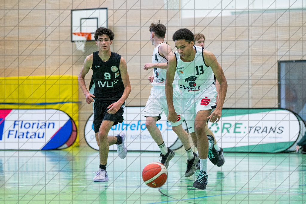 JBBL 24/25 | 12.01.2025 | Charisma Young Bulls vs. Northwestern Basketball Academy | JBBL 24/25 | 12.01.2025 | Charisma Young Bulls vs. Northwestern Basketball Academy - - - - - CREDIT, www.bullenfotos.de, Martin König, Hörner Weg 40, D-49078 Osnabrück, +4917663732967, Nutzung und Weitergabe nur zu den vereinbarten Zwecken. Presseanfragen an Urheber. Alle Rechte beim Urheber. - - - - - - Realisiert mit Pictrs.com