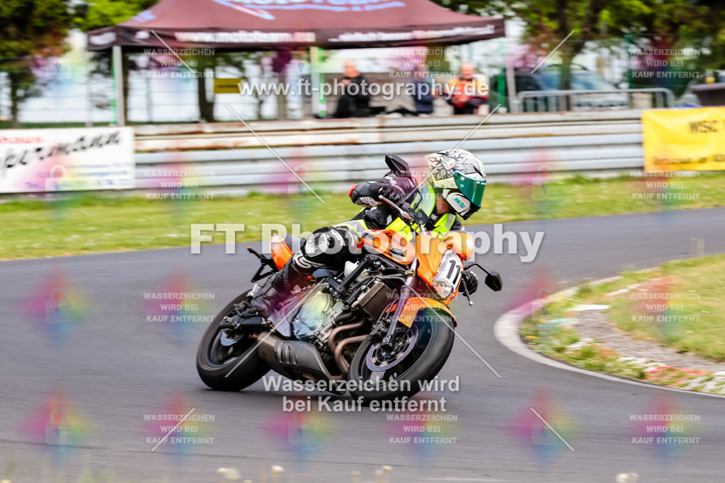 MotoTeamVBK-20791 | Hier findet Ihr Bilder von Touristenfahrten auf der Nürburgring Nordschleife oder von anderen Veranstaltungen die ich besucht habe. Viel Spass beim Durch Schauen 