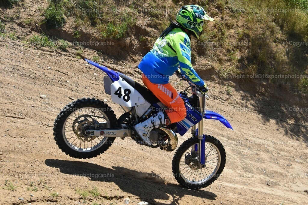 DSC_0262 (2) | Sportfotografie , Motorsport, Motoross, Reitsport, Mointainbike, Enduro,
Landschaft , Outdoor, Eventfotografie, Landschaft, Bilder online bestellen - Realisiert mit Pictrs.com