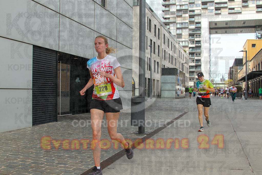 250920_1331_EV4_5902 | Sportfotografie im Rhein-Sieg Kreis, Köln, Bonn, NRW, Rheinland Pfalz, Hessen, etc. Unser Tätigkeitsfeld umfasst den Laufsport vom Volkslauf über den Marathon, Duathlon, Triathon bis zum Ultralauf wie Kölnpfad Ultra oder Schindertrail.