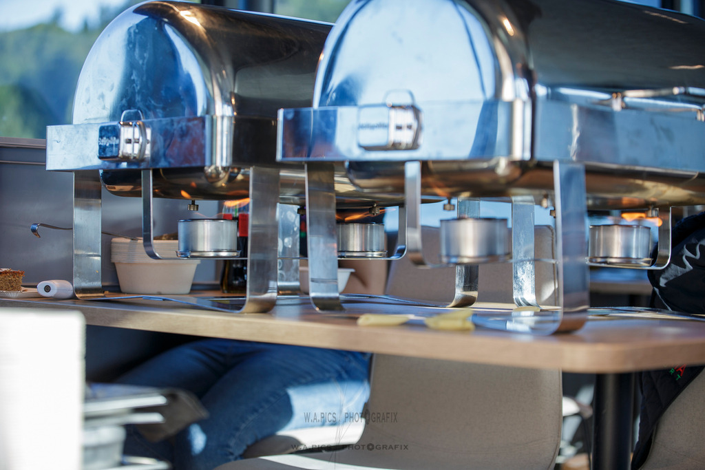 ..... | 06.09.2025, AUSTRIA, Mondsee, ALOHA TRI MONDSEE - Pastaparty , Image shows: Photo: WAPICS / Willdoner Andreas