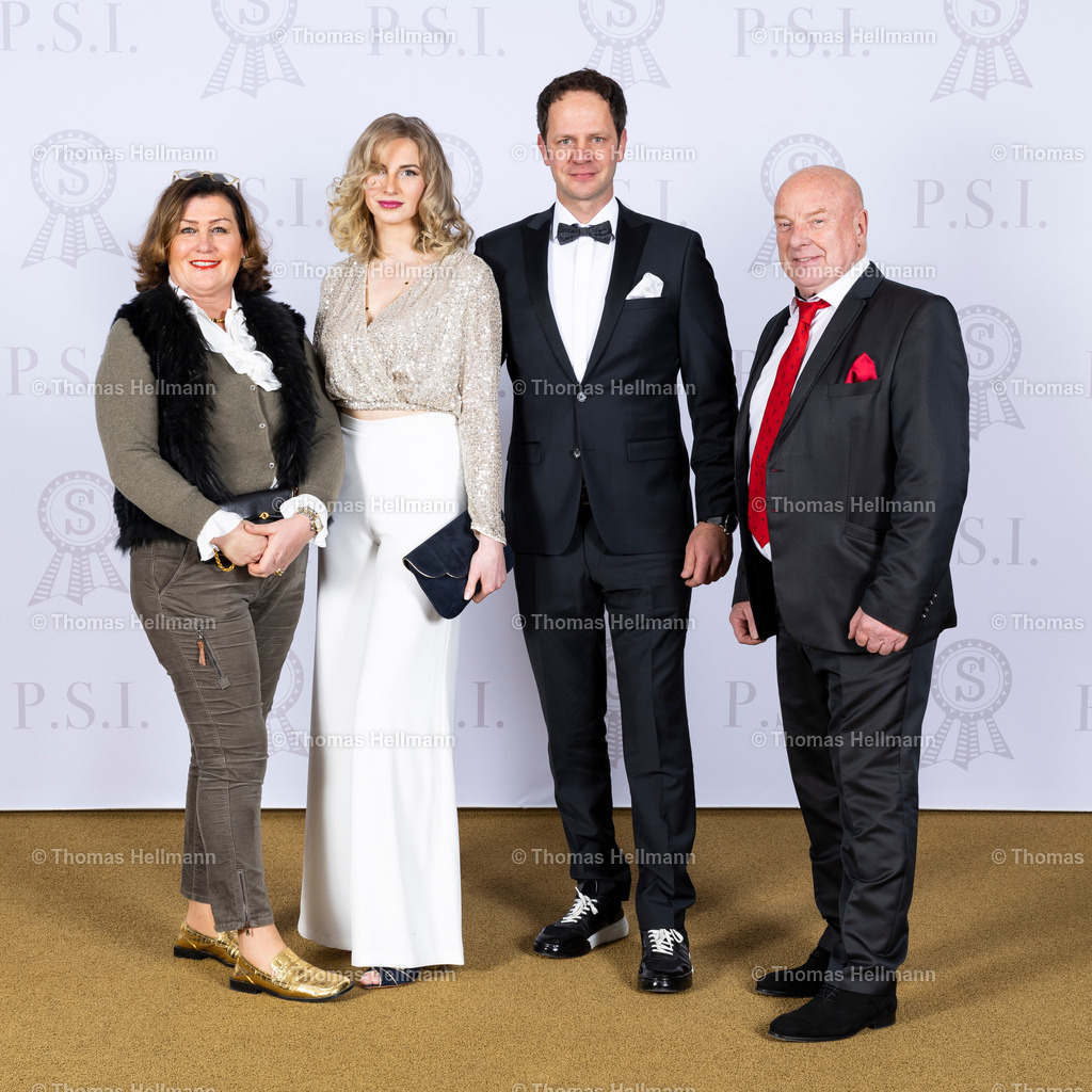 PSI Empfang-0121 | Der professionelle Turnierfotograf ✓ Reitsport Bilder ▷ Shop ✚ günstig & schnell ✚ mit Zugang für Redakteure