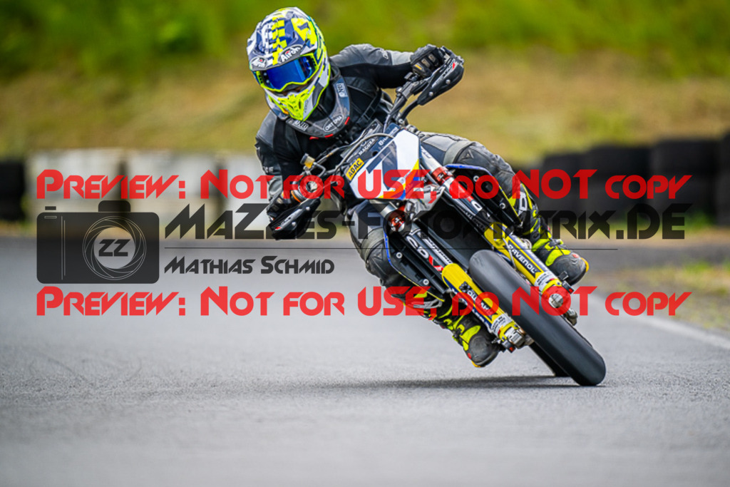 MaZZes_FotoMatrix_220528_9445 | Fotograf Mathias Schmid
Sportfotograf,
Eventfotograf,
Hochzeitsfotograf,
Portraitfotograf