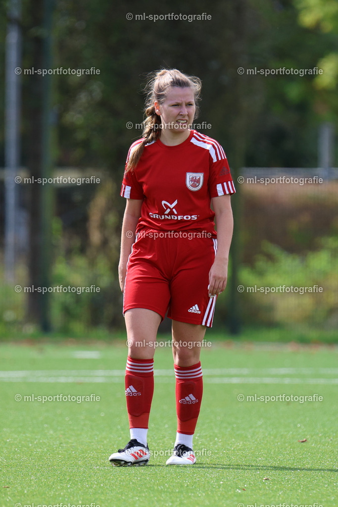 Fußball I Frauen I Saison 2025/2026 I Oberliga Schleswig-Holstein I 2. Spieltag I SV Wahlstedt - SV Frisia 03 Risum-Lindholm | ml-sportfotografie - Realisiert mit Pictrs.com