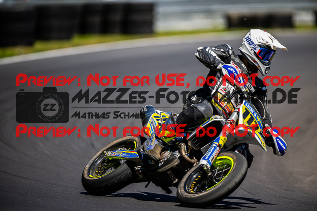 MaZZes_FotoMatrix_220702_8547 | S2