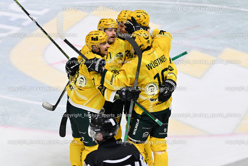 ATSE Graz vs. EHC Lustenau | Jubel EHC Lustenau, #16 Wüstner Robin EHC Lustenau, #71 Demuth Timo EHC Lustenau, #89 Tiainen Riku Petteri EHC Lustenau, ATSE Graz vs. EHC Lustenau, ATSE Graz vs. EHC Lustenau am 14.02.2026 in Graz (Merkur Eishalle ), Austria, (Photo by Bernd Stefan)