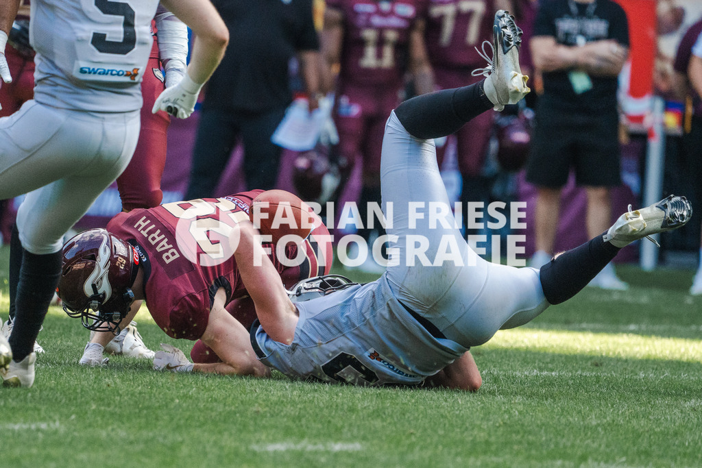GER Rhein Fire vs. Raiders Tirol, Football, European League of Football, Spieltag 12, Saison 2025, 10.08.2025 | GER Rhein Fire vs. Raiders Tirol, Football, European League of Football, Spieltag 12, Saison 2025, 10.08.2025Foto: Fabian Friese - Realisiert mit Pictrs.com