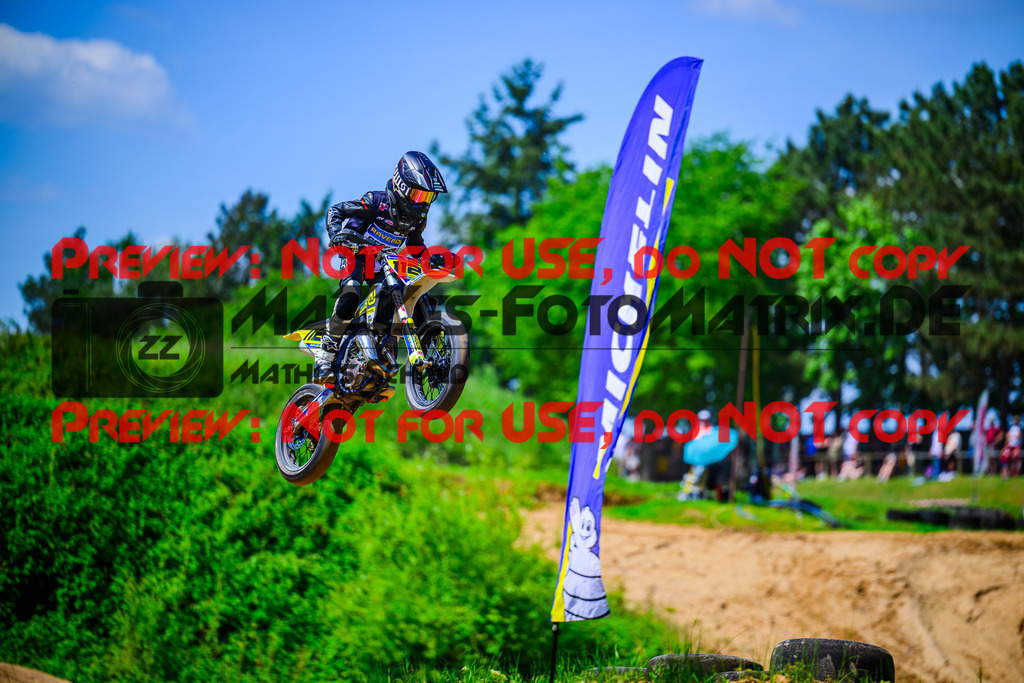 MaZZes_FotoMatrix_240512_6021986_226 | ROOKIES