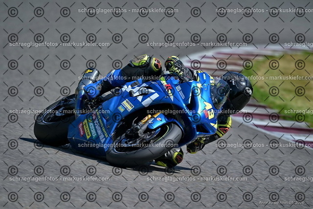 26BT02-1322 | markuskiefer.com - Realisiert mit Pictrs.com