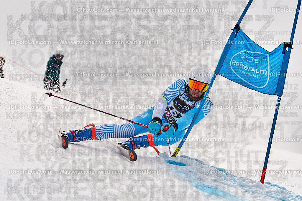 _ALP2708_MASTERS-WM_Reiteralm_A-GS_Dumax Baudron Denis | FISWORLD CHAMPIONSHIPSMASTERS ALPINE SKIING, 23. – 28. MÄRZ 2026 - REITERALM | STMK | AUT.   Veranstaltet vom Masters-Referat des Deutschen Skiverbandes (DSV). Durchführende Organisation: WSV Pichl-Reiteralm, unterstütutzt von den Bergbahnen REITERALM bei Schladming und SKI AUSTRIA.                            Disziplinen:  Super-G, GiantSlalom, Slalom.                                                 Kategorien:  A (Herrn 30-59 Jahre), B (Herrn ab 60 Jahre), C (Damen 30-59 Jahre), D (Damen ab 60 Jahre).                Rennstrecken:   Gasselhöhe und Muldenliftpiste auf der Reiteralm.