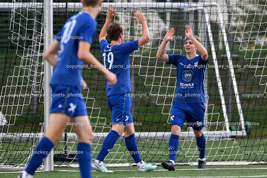 SV Spittal vs. UNION Matrei | Jubel Union Matrei Mannschaft, #19 Luca Jakob Blassnig UNION Matrei, #22 Thomas Riepler UNION Matrei, SV Spittal vs. UNION Matrei, SV Spittal vs. UNION Matrei am 17.08.2025 in Spittal an der Drau (Goldeck Stadion), Austria, (Photo by Bernd Stefan)