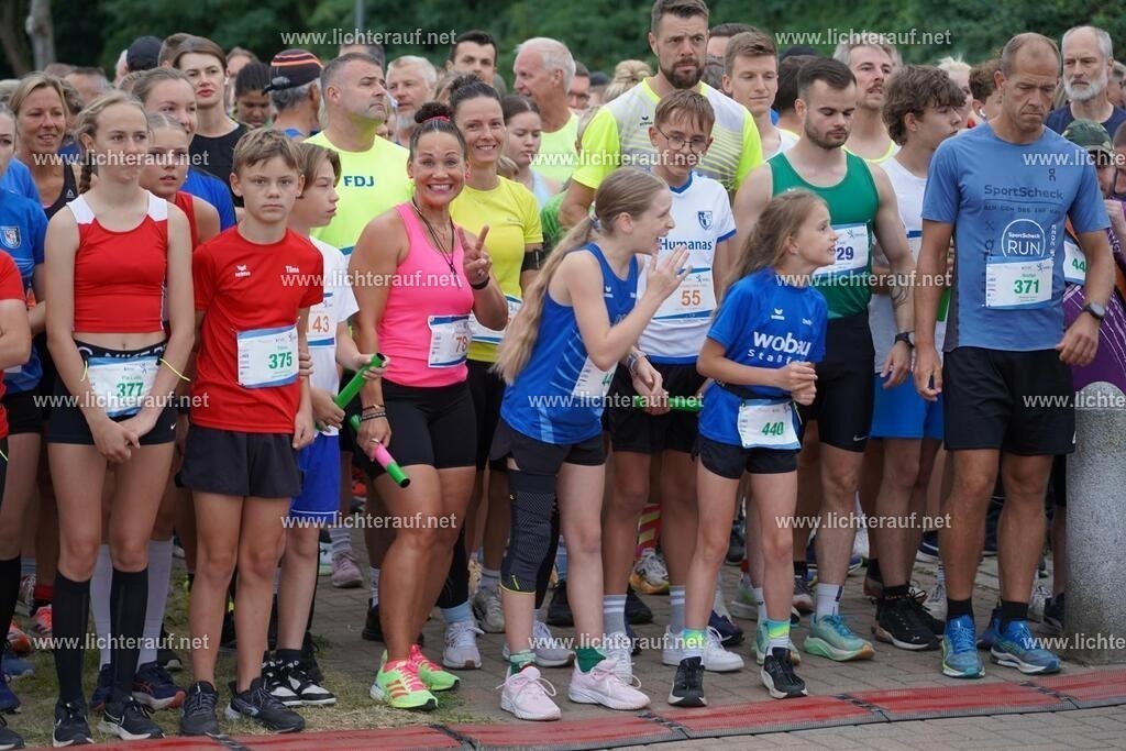 DSC05202 | Lichterlauf  - Realisiert mit Pictrs.com