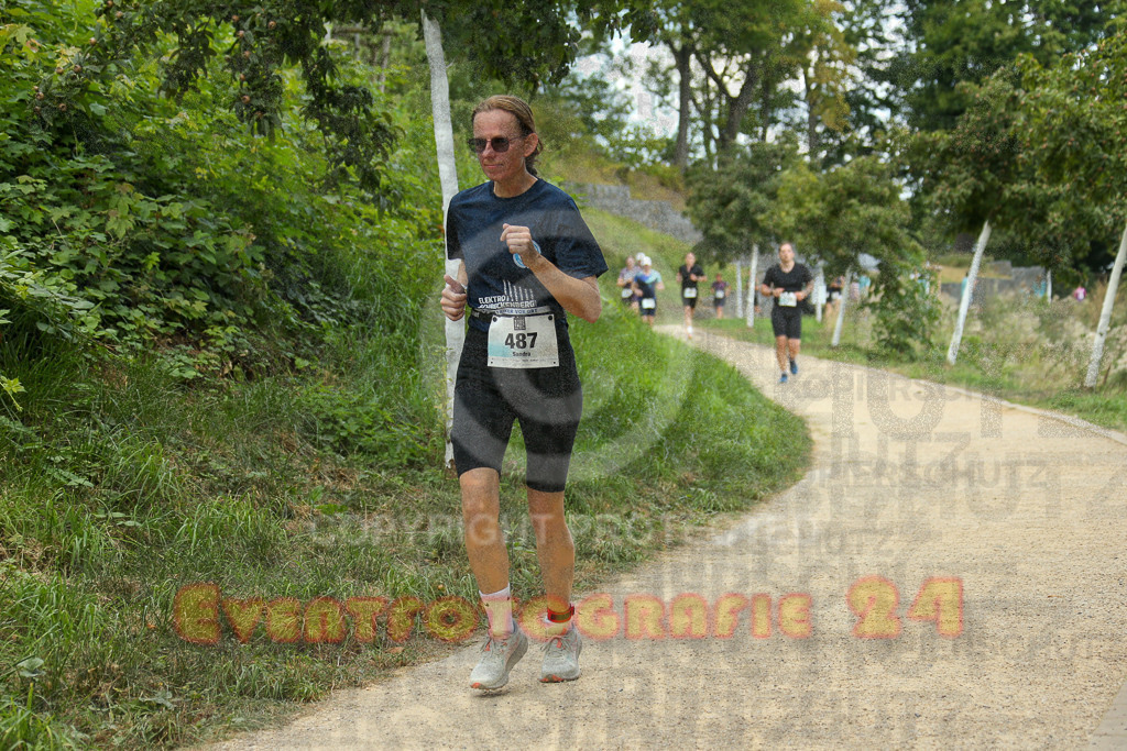 250824_1422_EX1_5968 | Sportfotografie im Rhein-Sieg Kreis, Köln, Bonn, NRW, Rheinland Pfalz, Hessen, etc. Unser Tätigkeitsfeld umfasst den Laufsport vom Volkslauf über den Marathon, Duathlon, Triathon bis zum Ultralauf wie Kölnpfad Ultra oder Schindertrail.