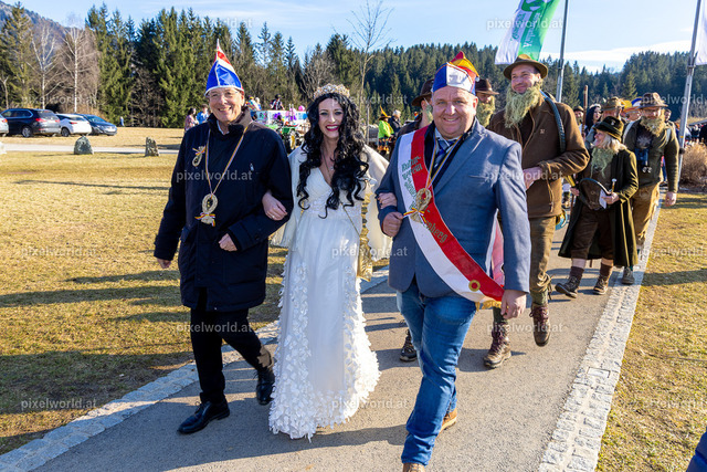 Bärentreiben in Steuerberg | Bildershop von pixelworld.at - Realisiert mit Pictrs.com