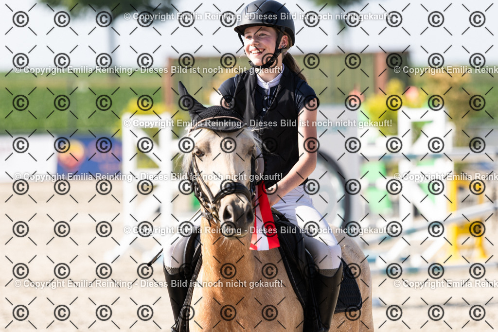 CL5A1256 | Emilia Reinking Fotografie - Realisiert mit Pictrs.com