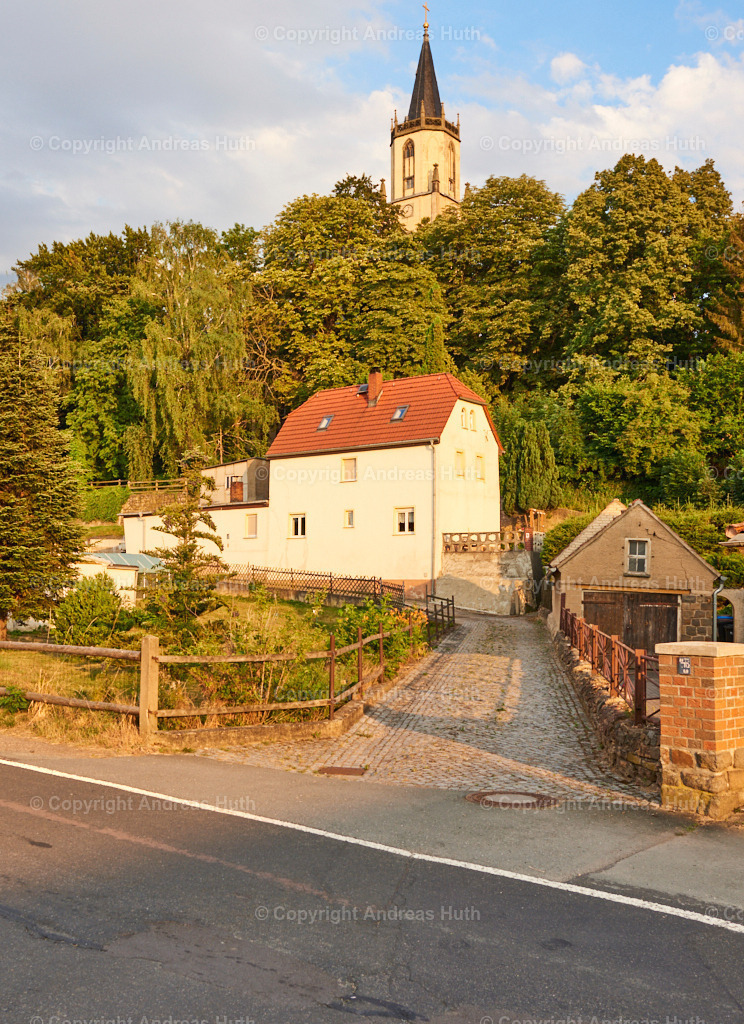 Die Kirche in Staucha | Bedeutsame Landschaften Deutschlands - Realisiert mit Pictrs.com