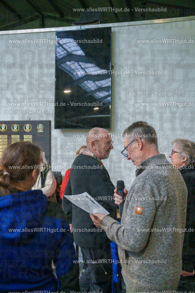 7R506528 | Professionelle Tierfotografie in Mönchengladbach von Daniel Wirth (allesWIRTHgut). Liebevolle & natürliche Bilder von Hunden & Katzen für unvergessliche Erinnerungen.