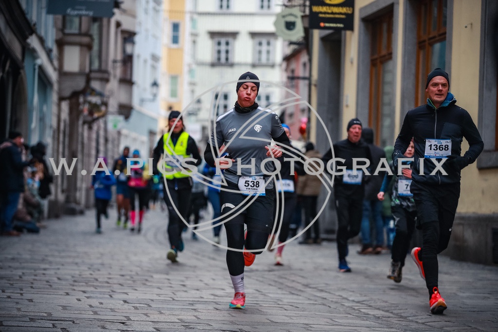 SILVESTERLAUF LINZ 25 | Linz, AUSTRIA, 31. Dezember 25, TRIRUN SILVESTERLAUF LINZ 25 , Image shows: 
Photo: WAPICS / BINDER Manuel