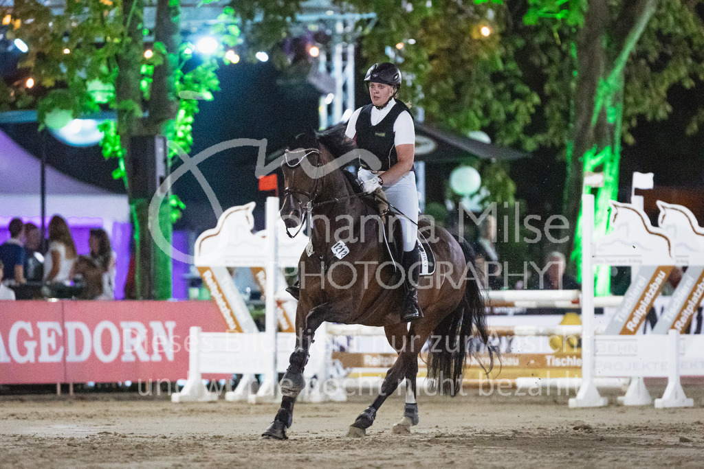 220825_Delbrueck_A1-Mannschaft-471 | Deine schönsten Turniermomente als professionelle Fotos! Entdecke hochwertige Pferdesport-Fotografie im Online-Shop. Jetzt Fotos finden & bestellen!