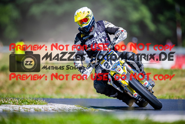 MaZZes_FotoMatrix_220702_1585 | S4