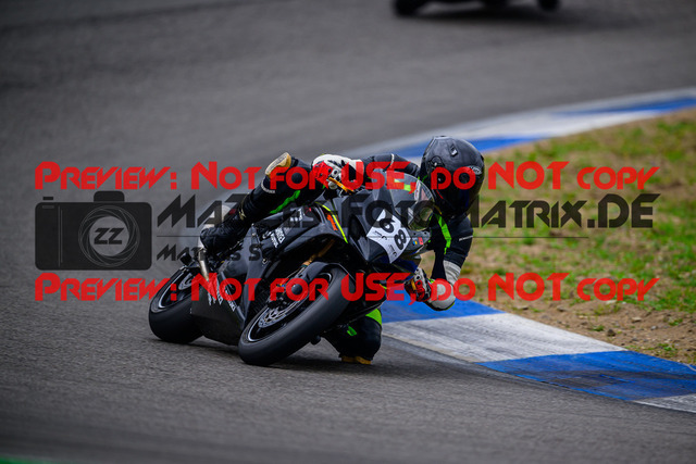 MaZZes_Fotomatrix_20250421_6007705_6344 | ROT